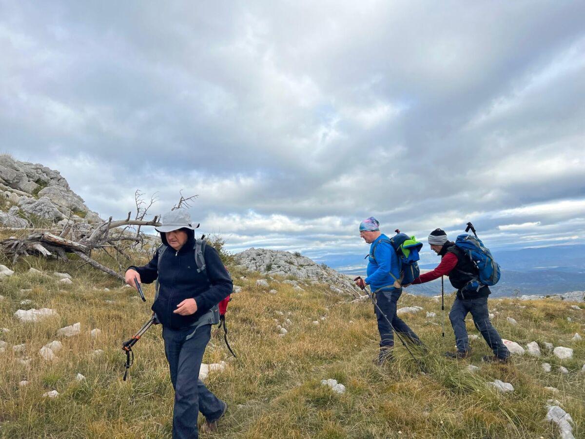 S bijelim štapom na Biokovo