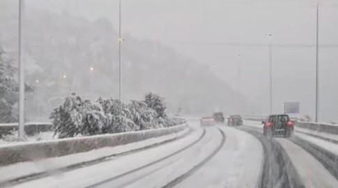 Snijeg zabijelio sjevernu stranu Biokova