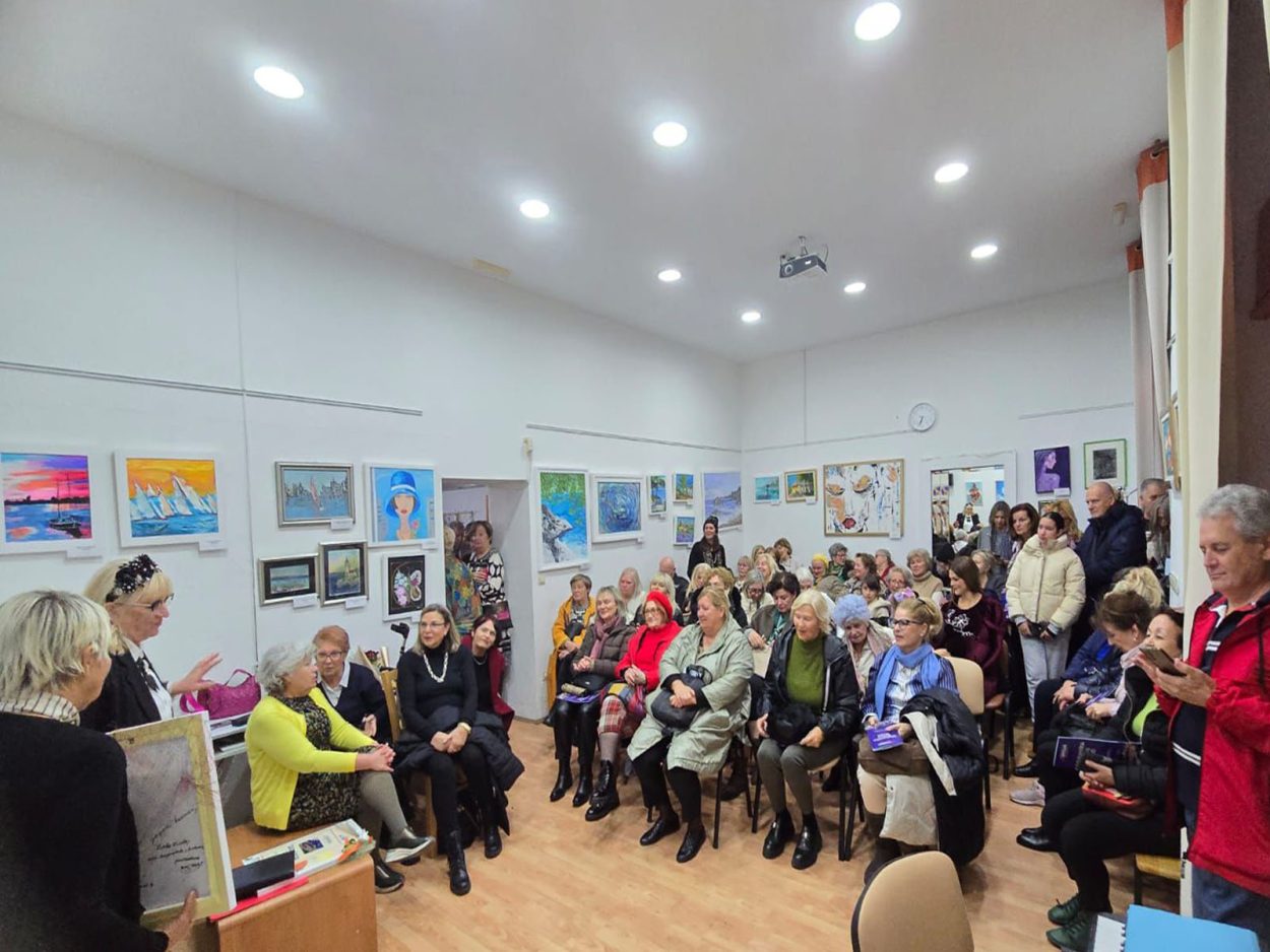 „Makarska Splitu“- HKD Napredak Makarska održalo samostalnu izložbu slika u Splitu