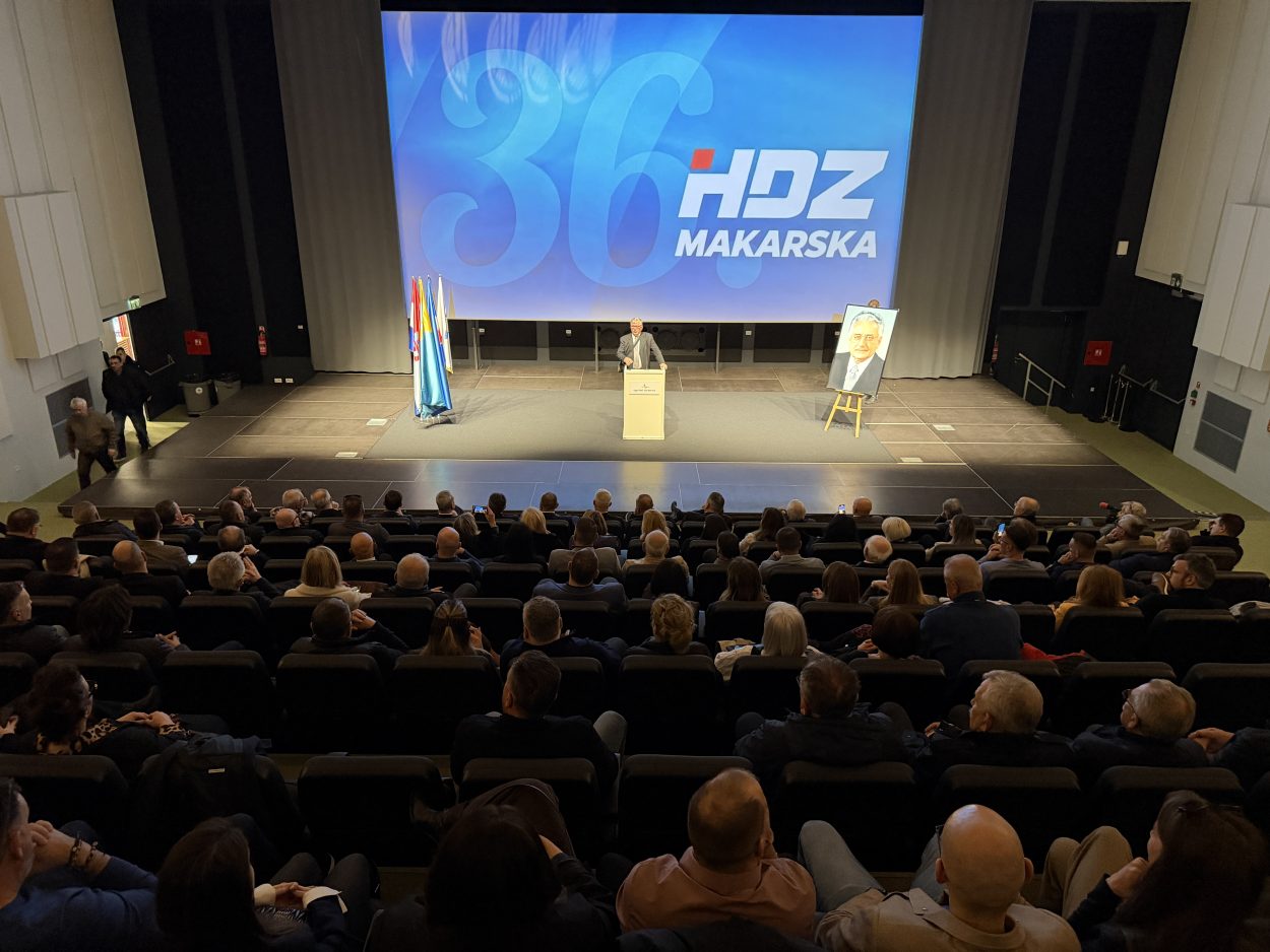 HDZ Makarskog primorja obilježio 36. obljetnicu osnutka u Apfel Areni
