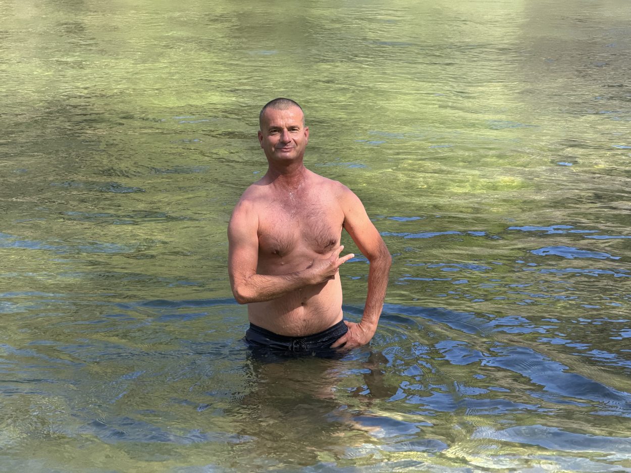 22 godine bez pauze, Valentino Gojak među prvima spojio zimsko kupanje i društvene mreže