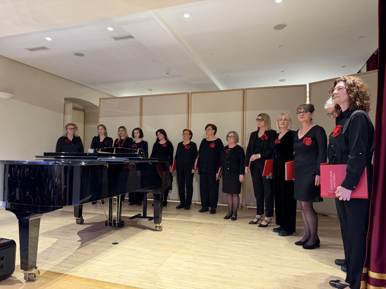 Sinoć u Arte započela manifestacija Dva brata Biokova