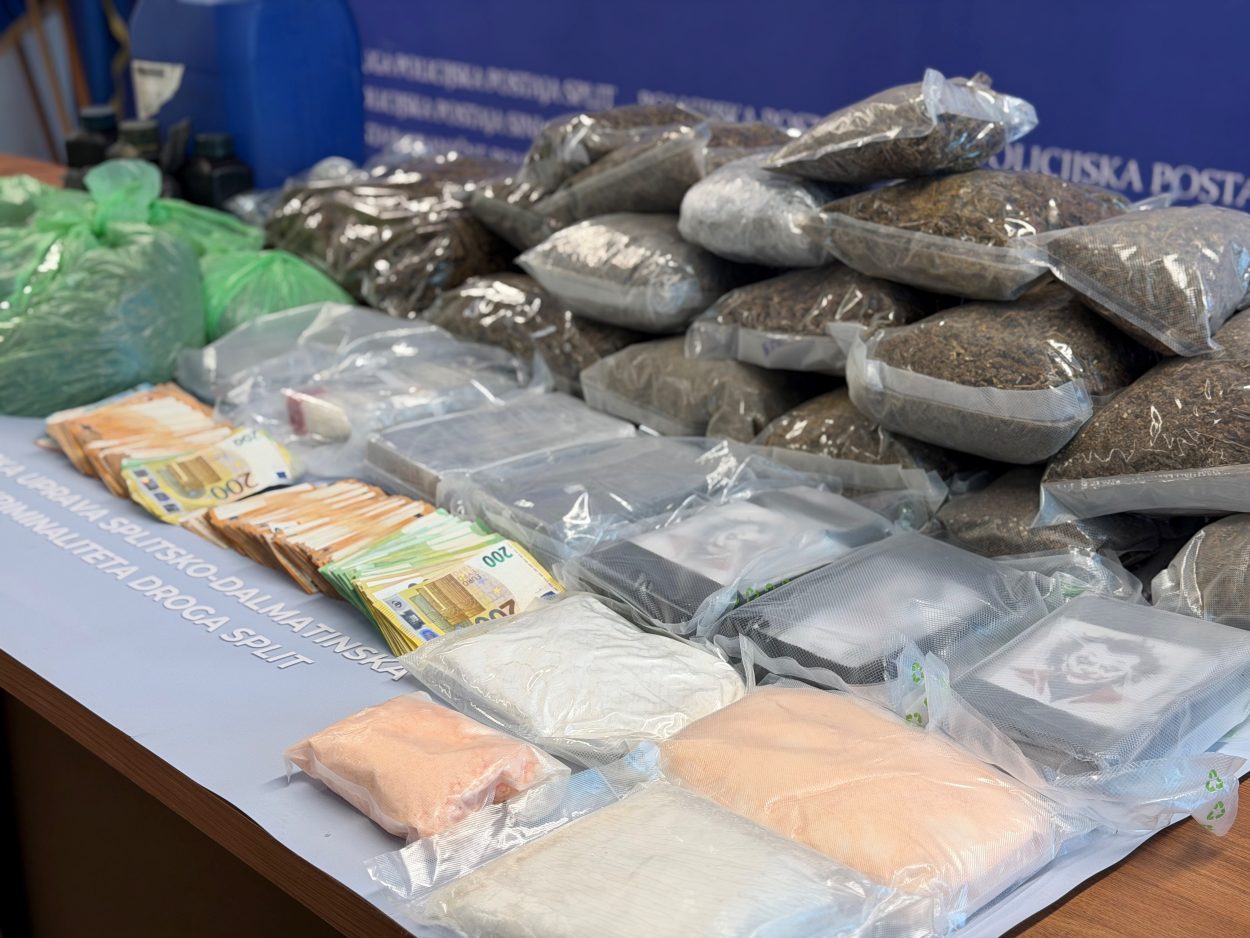 VIDEO: U Makarskoj zaplijenjeno 29 kilograma droge, pronađena i bomba