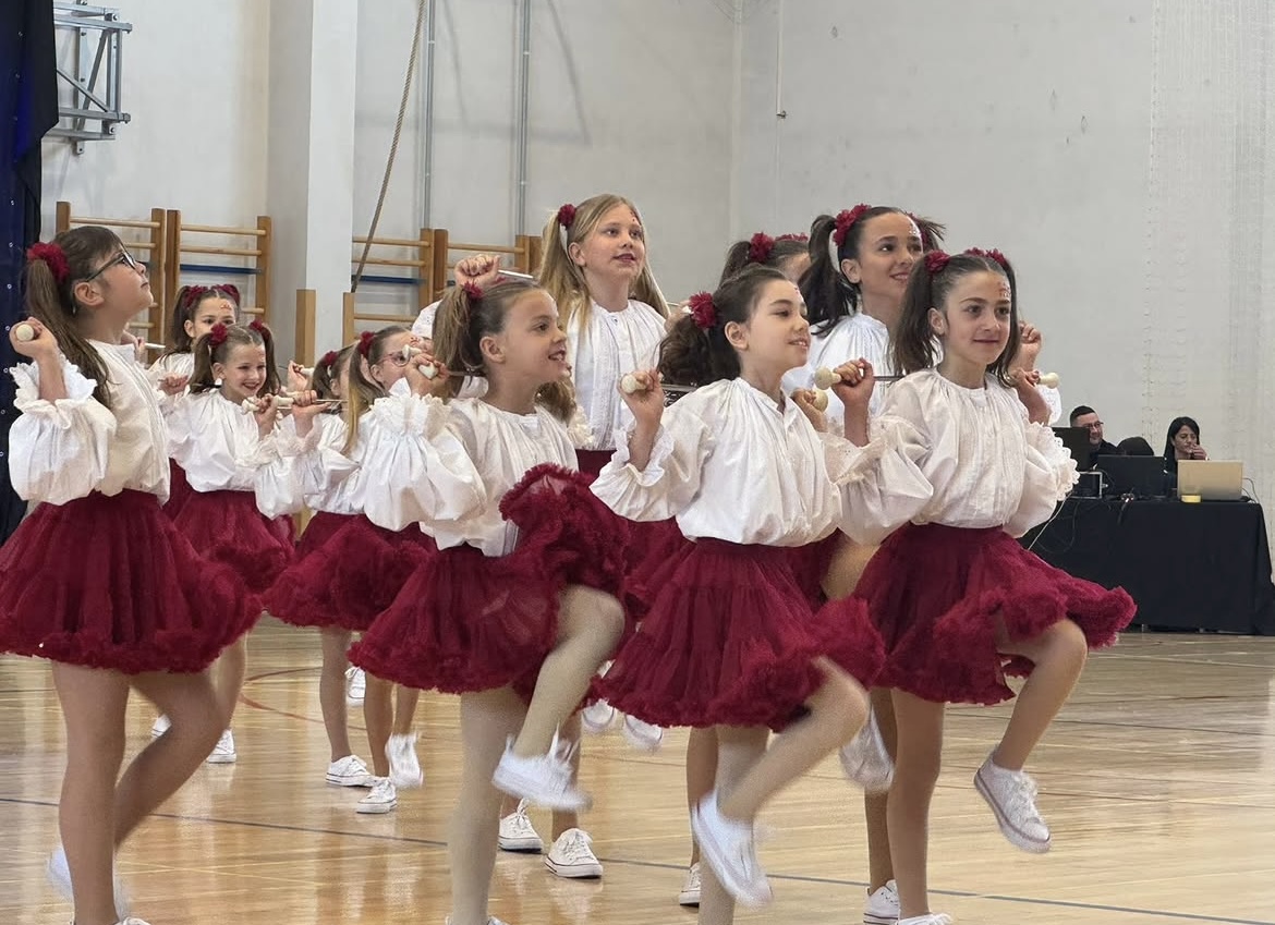 Makarske mažoretkinje iz Pleternice se vratile s dvije brončane medalje