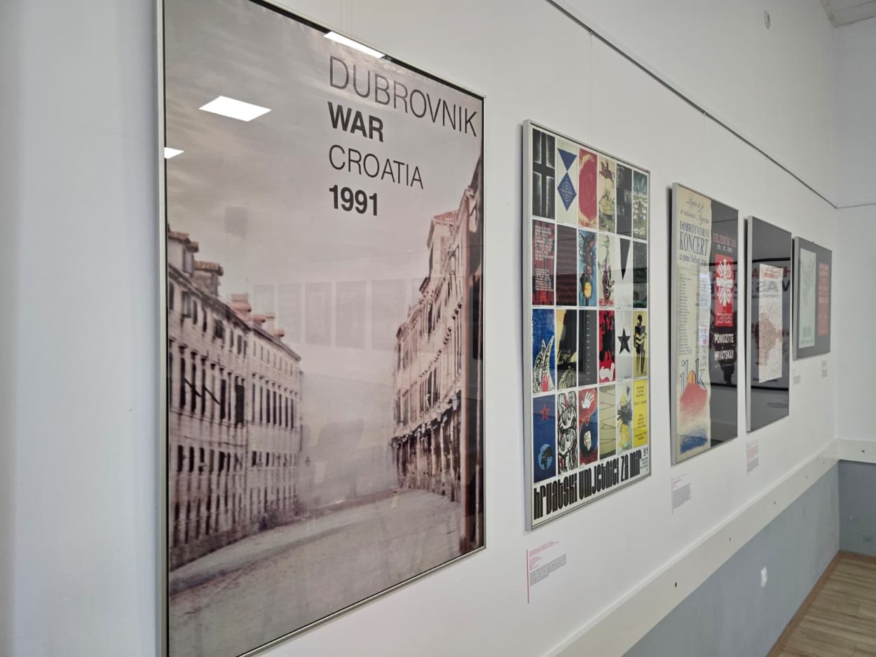 U Imotskom otvorena izložba “Hrvatski ratni plakat 1991. – 1995.”