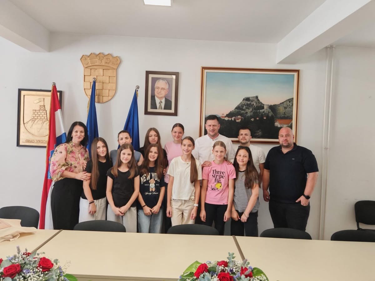 Grad Vrgorac nagradio najbolje učenike i studente