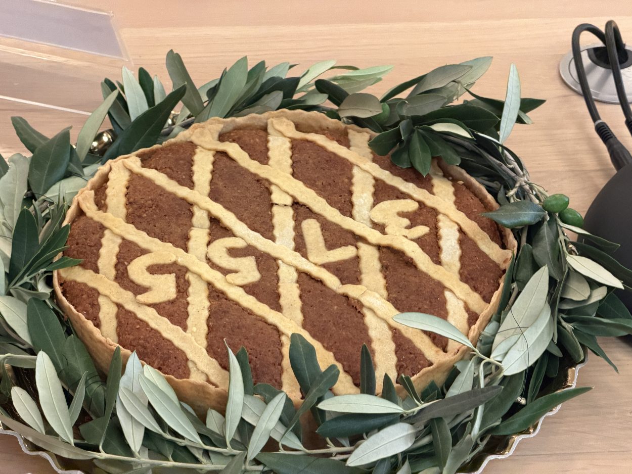 Torta s bajamima i najava tužbe obilježile aktualac Gradskog vijeća Makarske