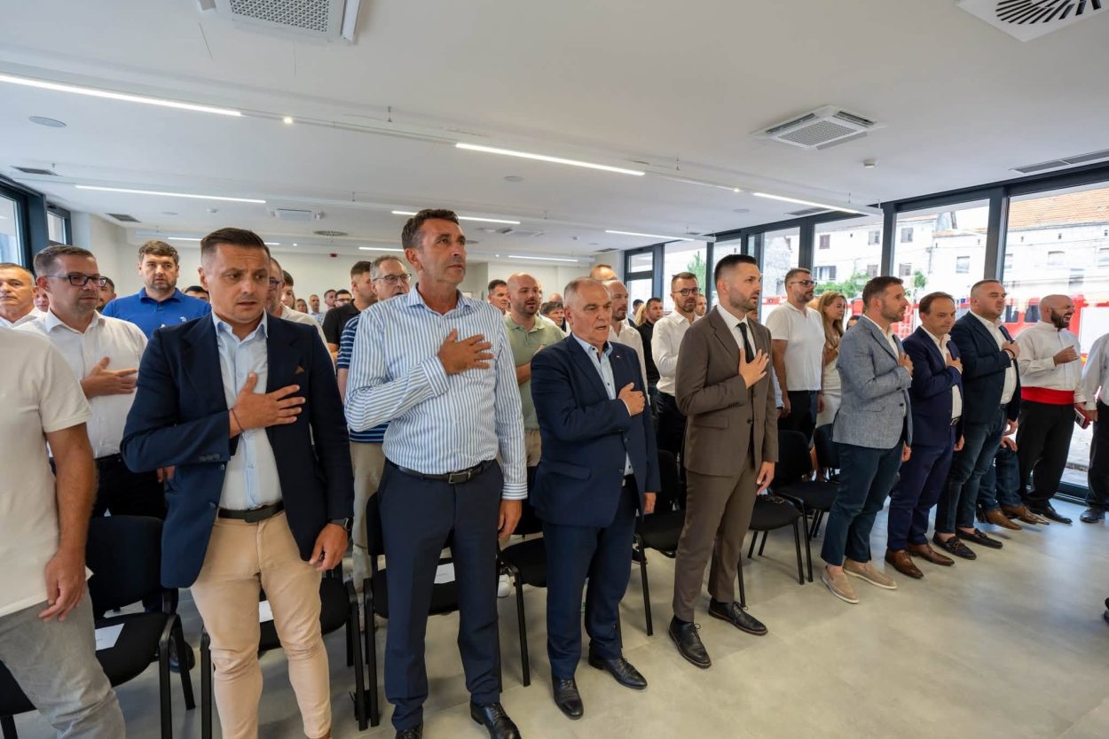 Dan Općine Lovreć: U novoj zgradi najavljeni novi projekti i dodijeljena javna priznanja