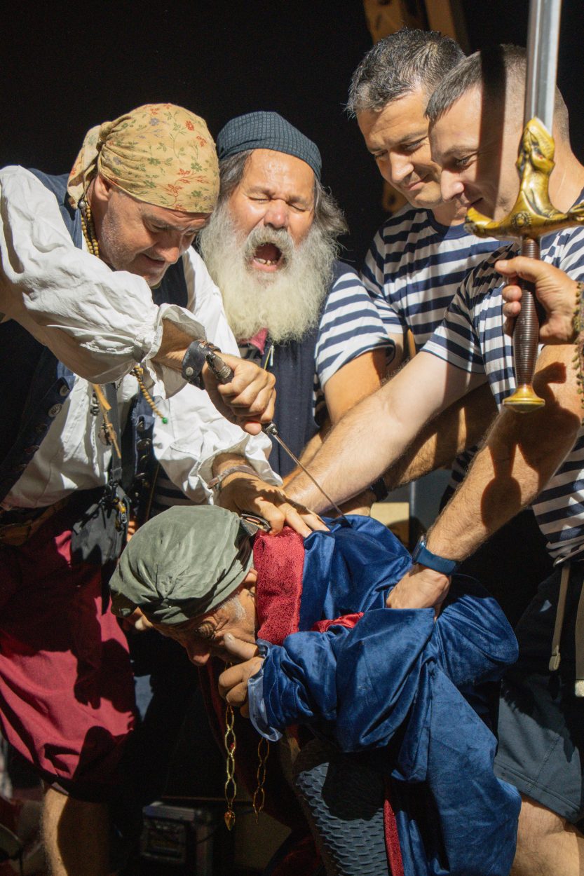Mucules 887: Priče s mora - od povijesne bitke do kuharskog dvoboja s plavim rakom