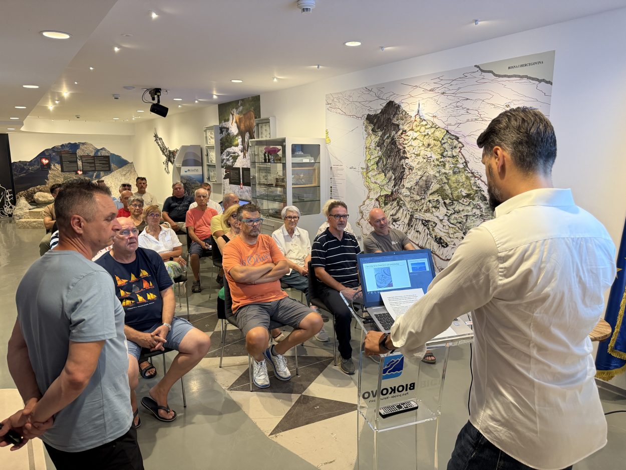 Željko Bockovac u Makarskoj predstavio svoju grenlandsku pustolovinu dugu 110 kilometara