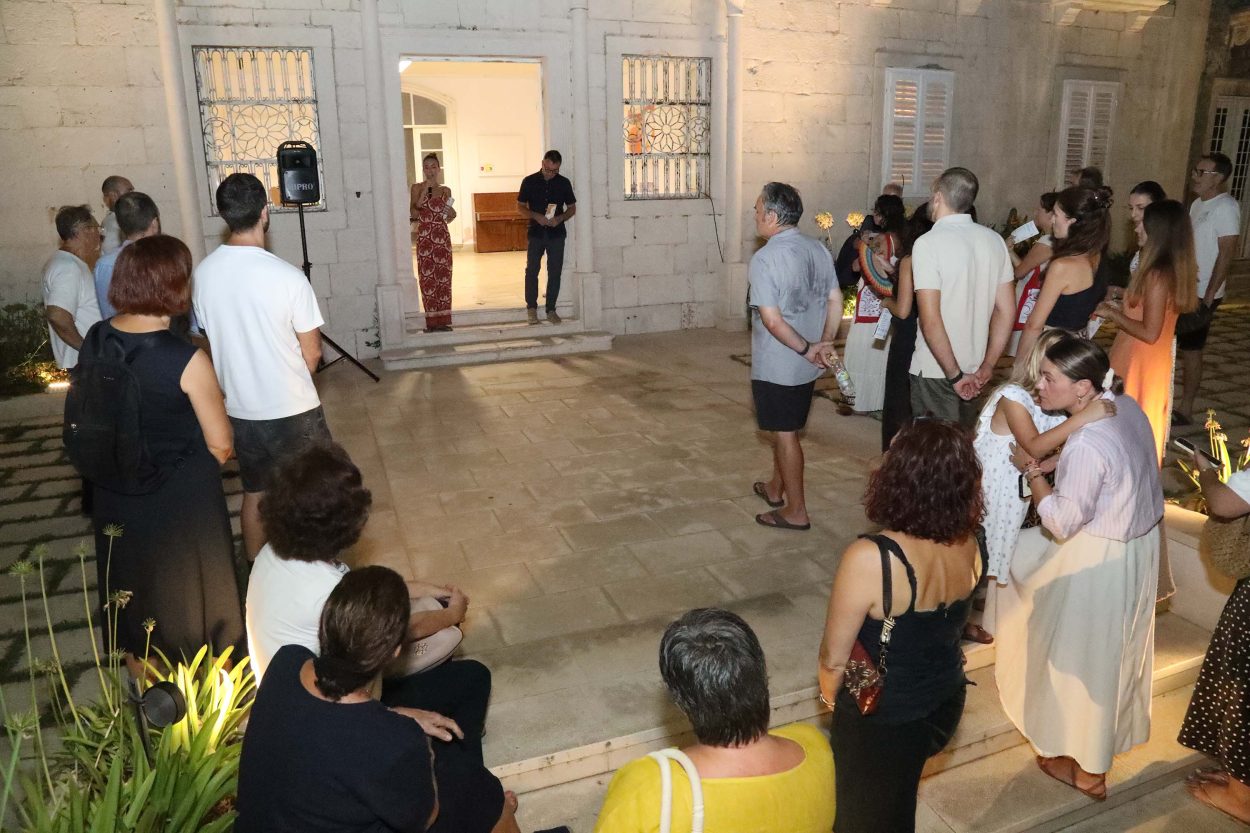 Sutra posljednja prilika za završnu izložbu Umjetničke rezidencije Makarska