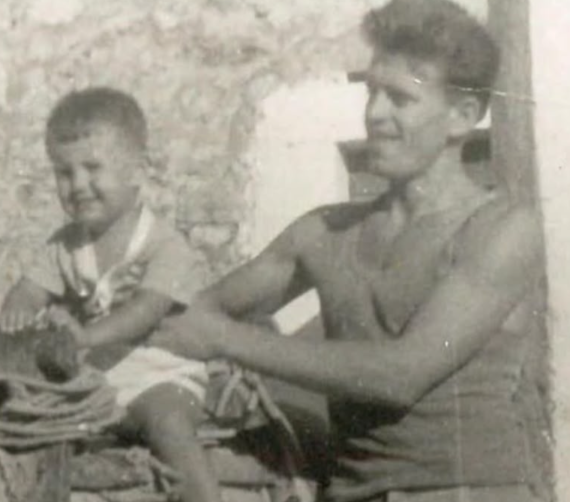 Mladenovićeva modro-zelena ostavština Makarskoj
