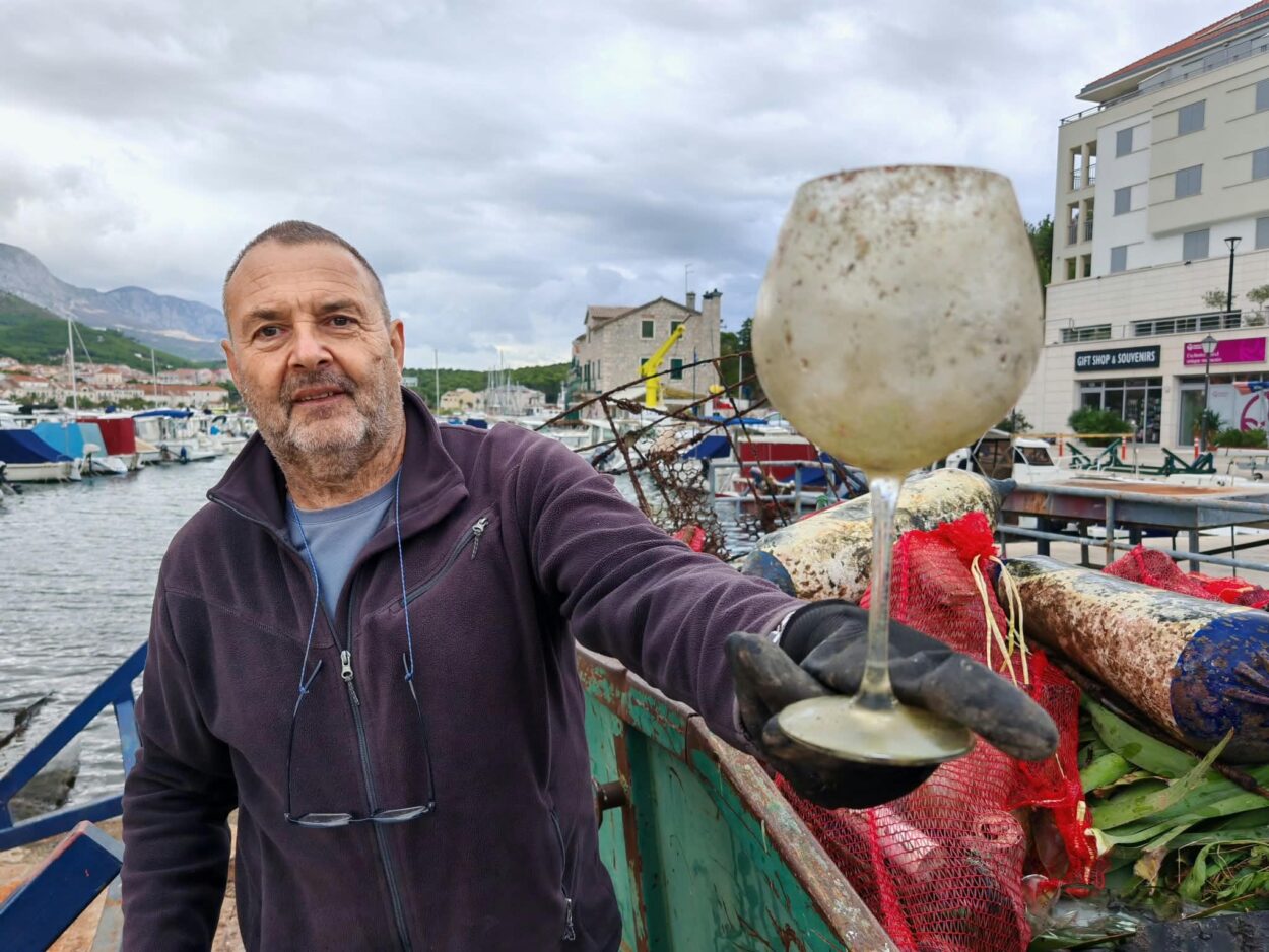 U Makarskoj održana akcija čišćenja podmorja Plišćavca i Donje luke
