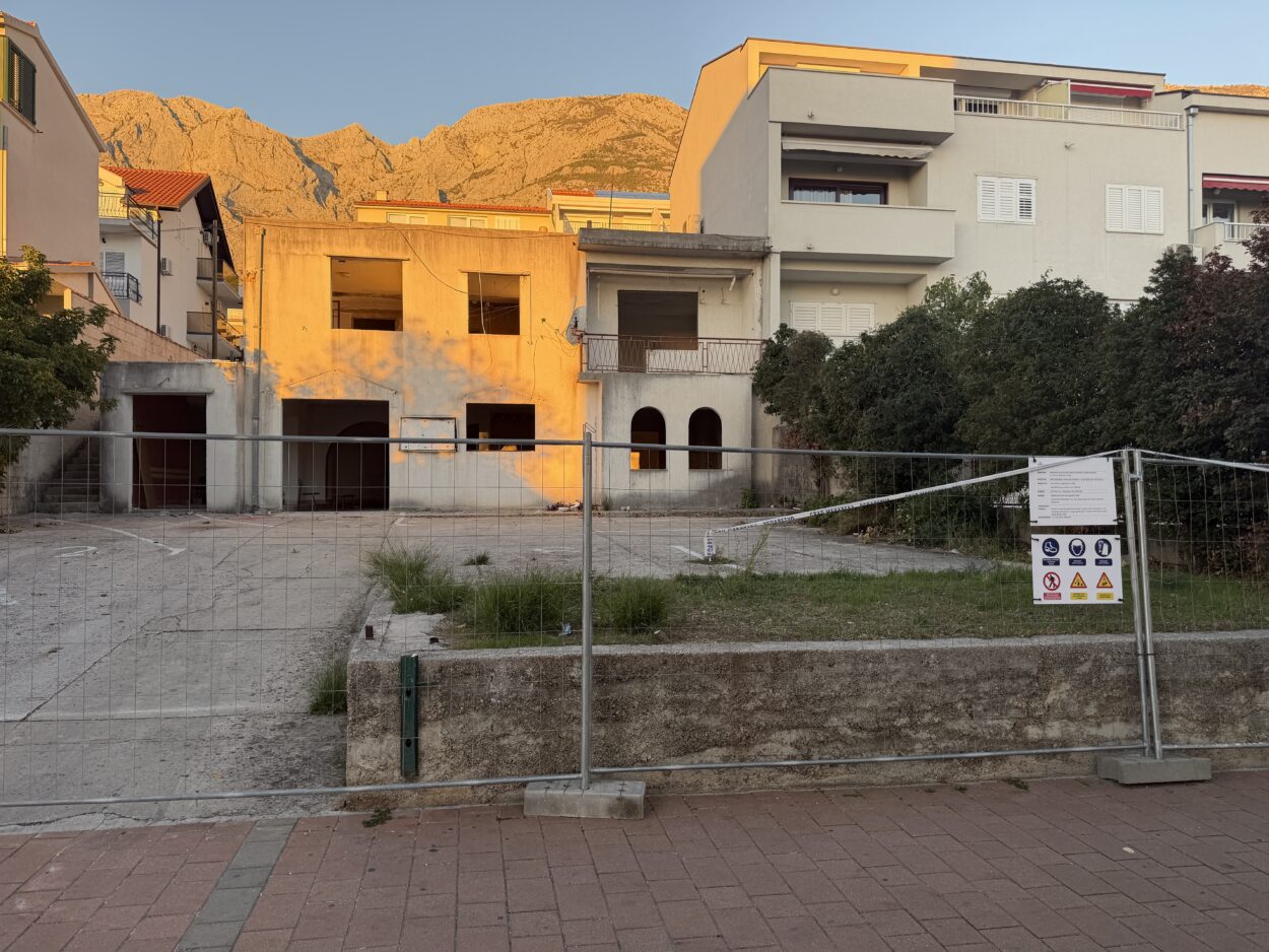 Počeli radovi na budućoj podružnici Centra Juraj Bonači u Makarskoj
